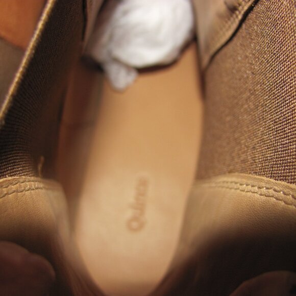 QUINCE SUEDE LEATHER CHELSEA  BOOTIE NIB - Picture 6 of 11